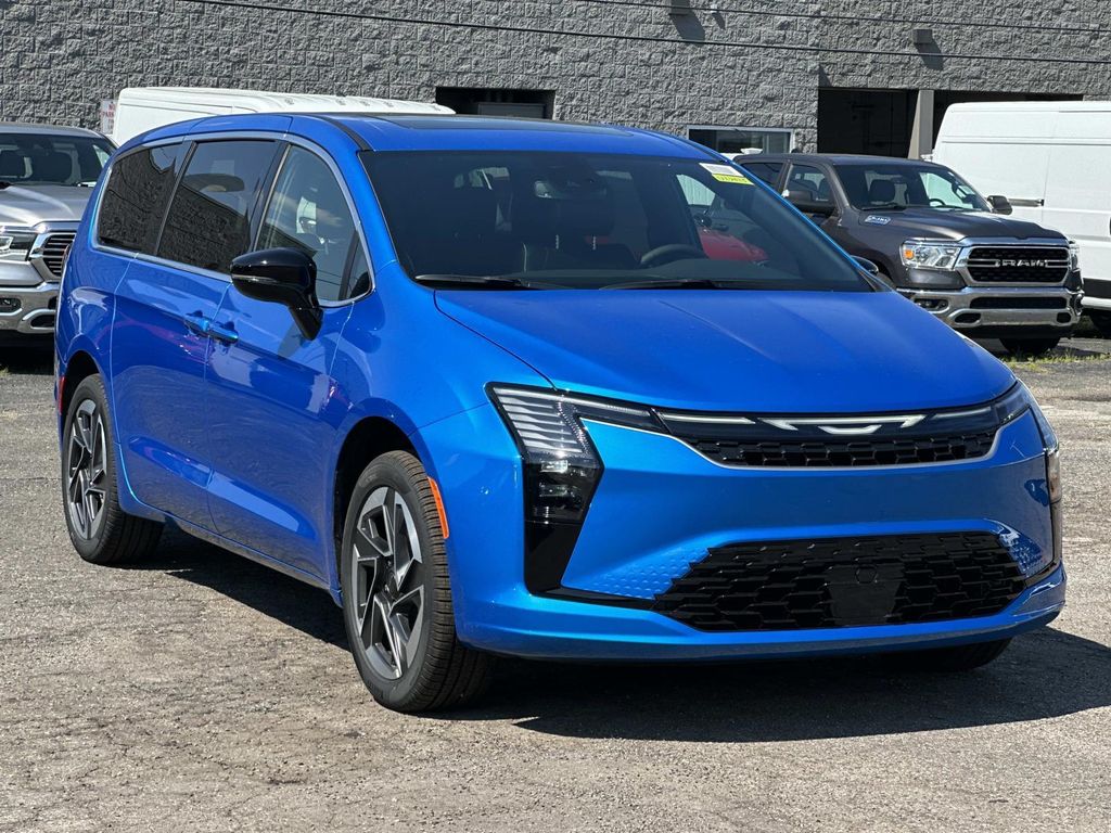 2027 Chrysler Pacifica Limited