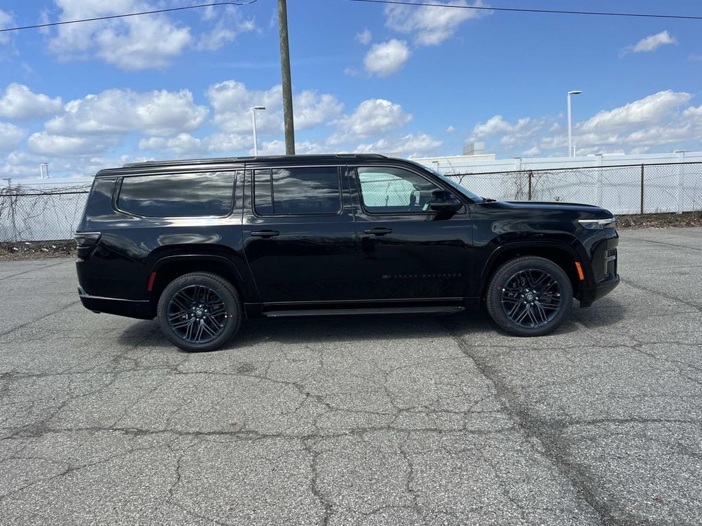New 2026 Jeep Grand Wagoneer L Base Sport Utility