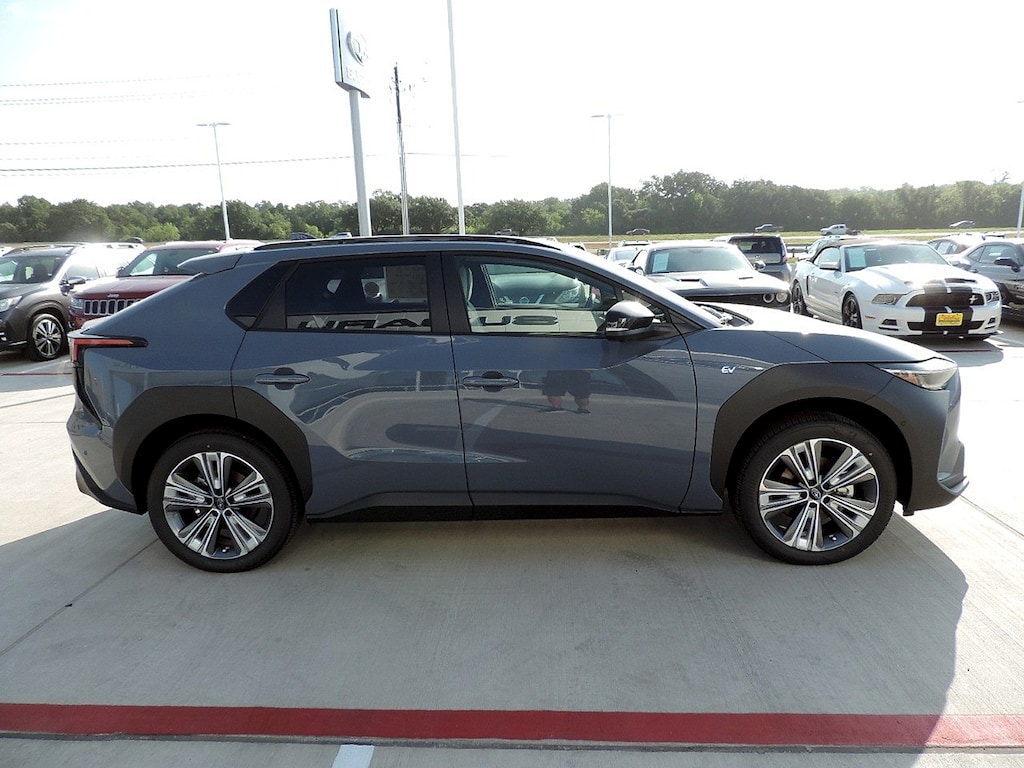 Used 2023 Subaru Solterra Limited SUV