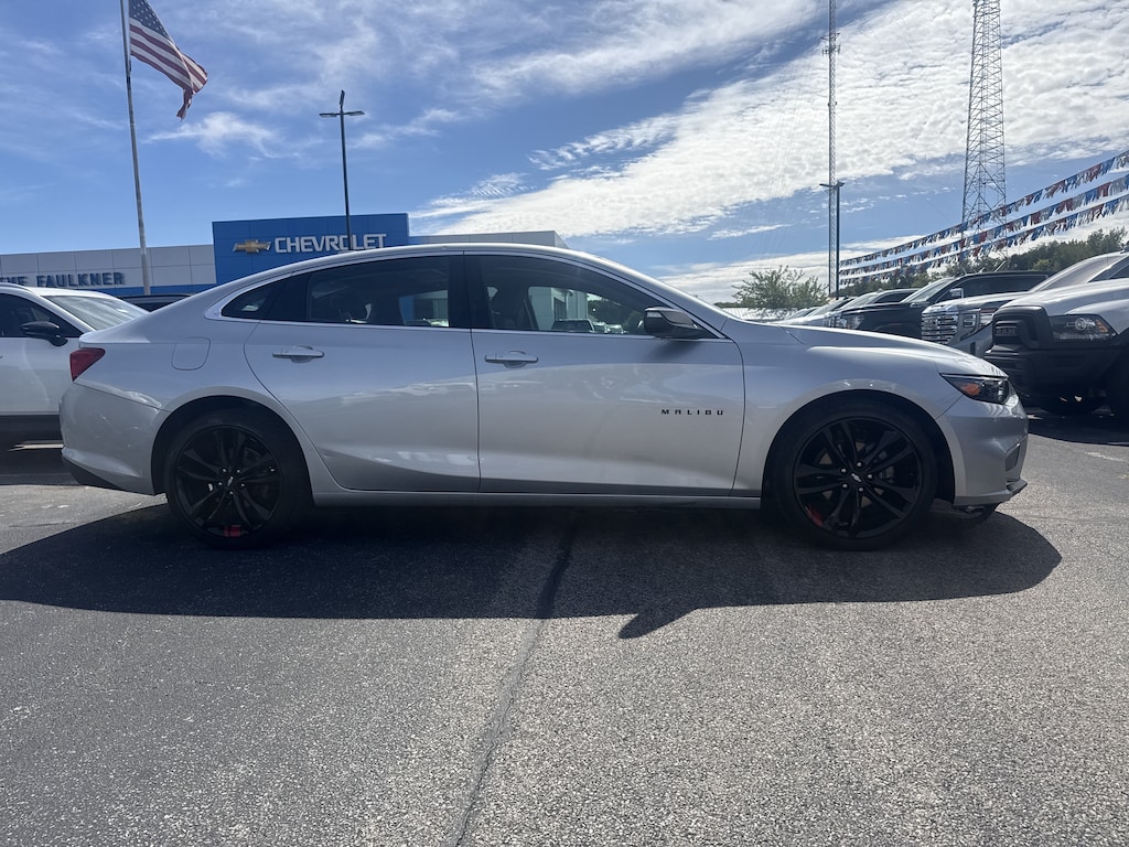 Used 2018 Chevrolet Malibu LT Sedan
