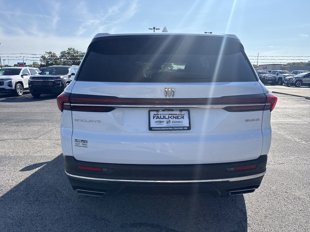 Used 2025 Buick Enclave Preferred SUV