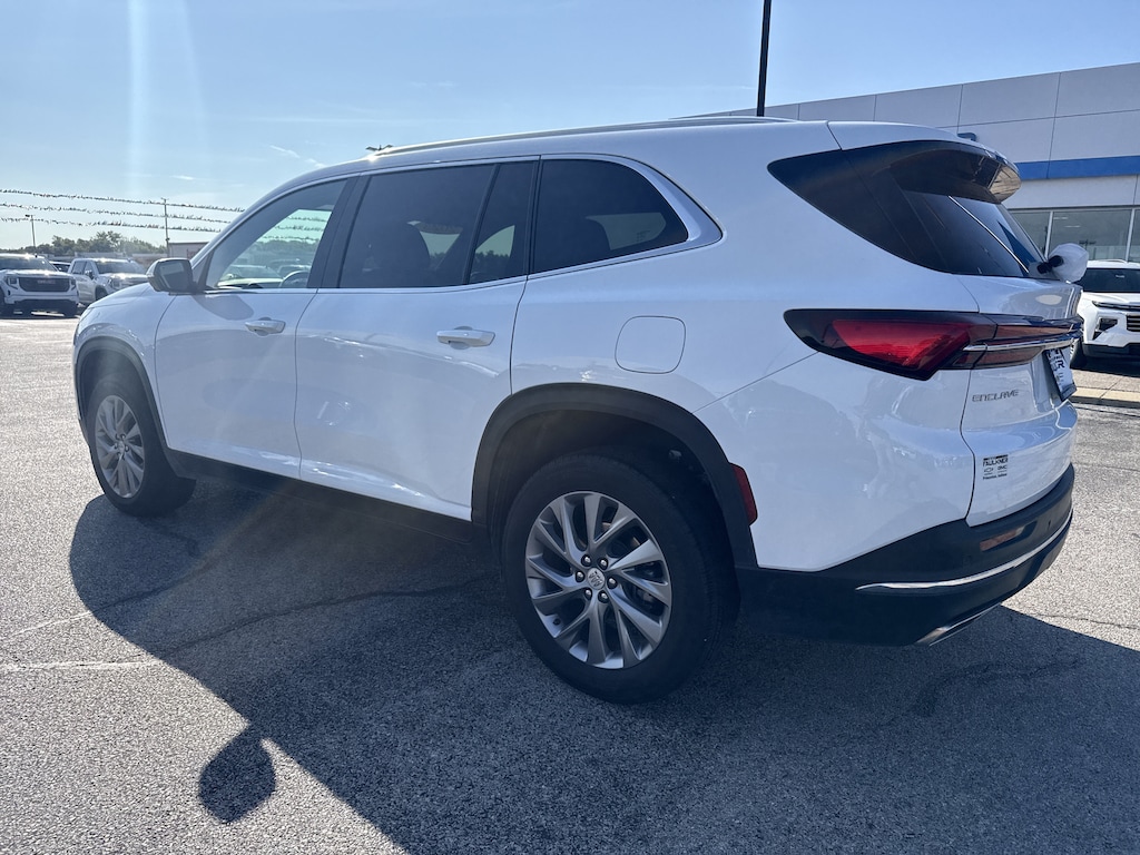 Used 2025 Buick Enclave Preferred SUV
