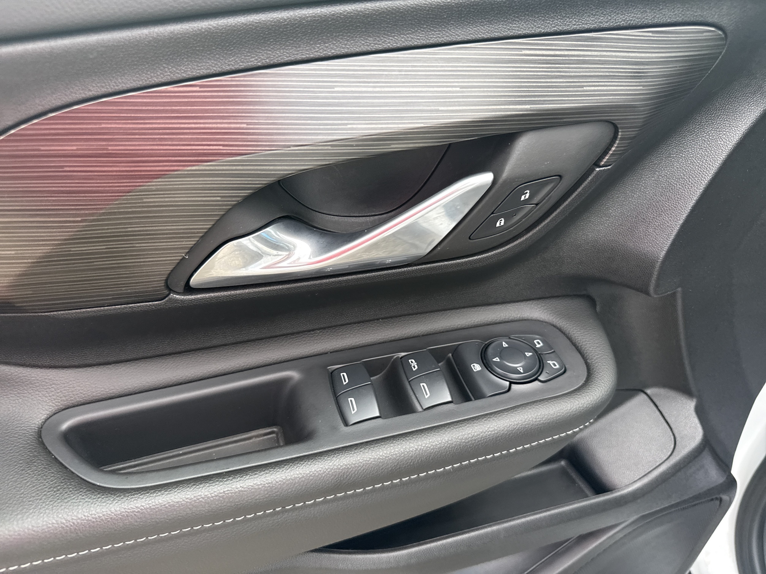 2024 GMC Terrain SLE - Photo 19