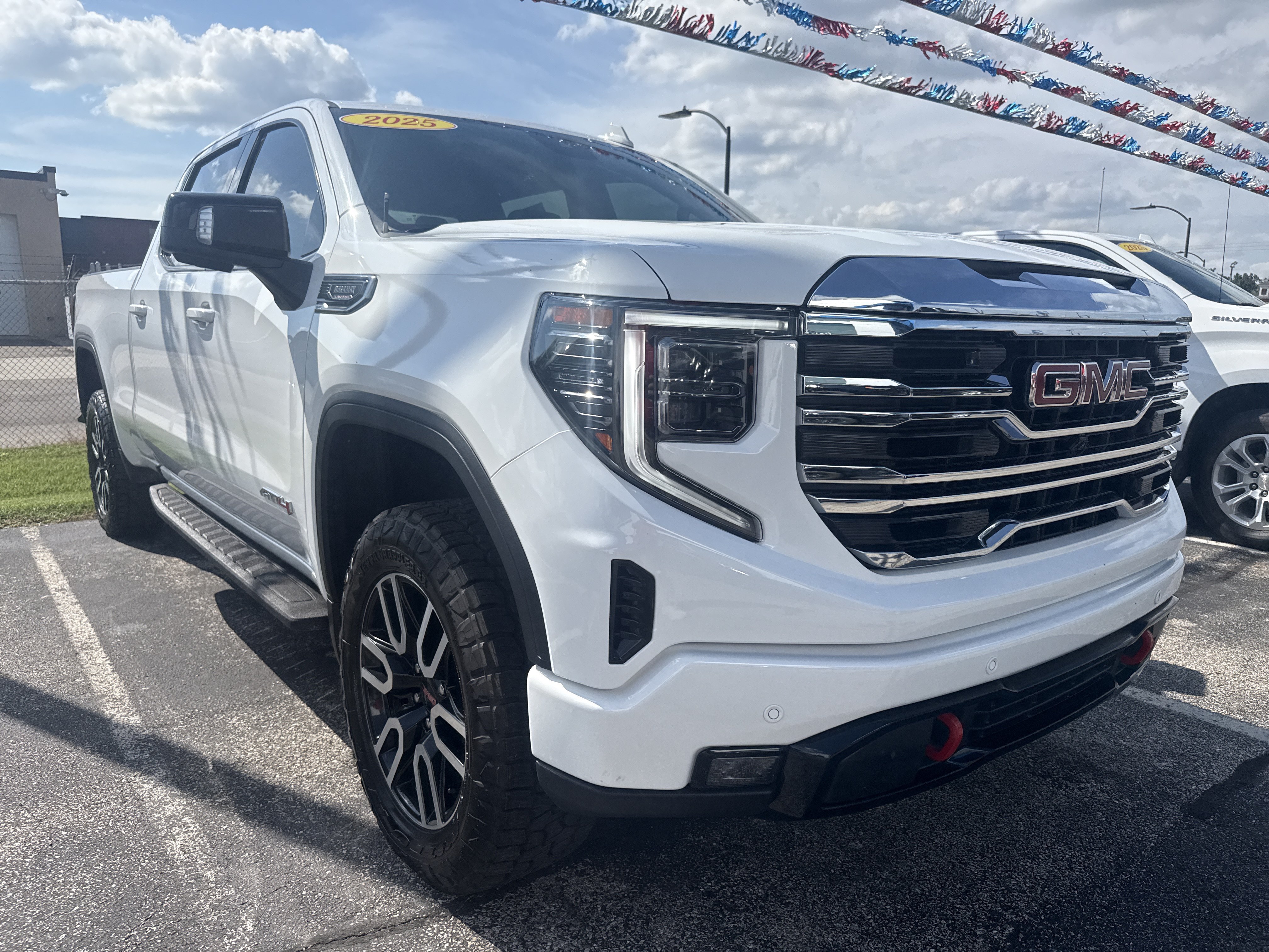 2025 GMC Sierra 1500 AT4 - Photo 7