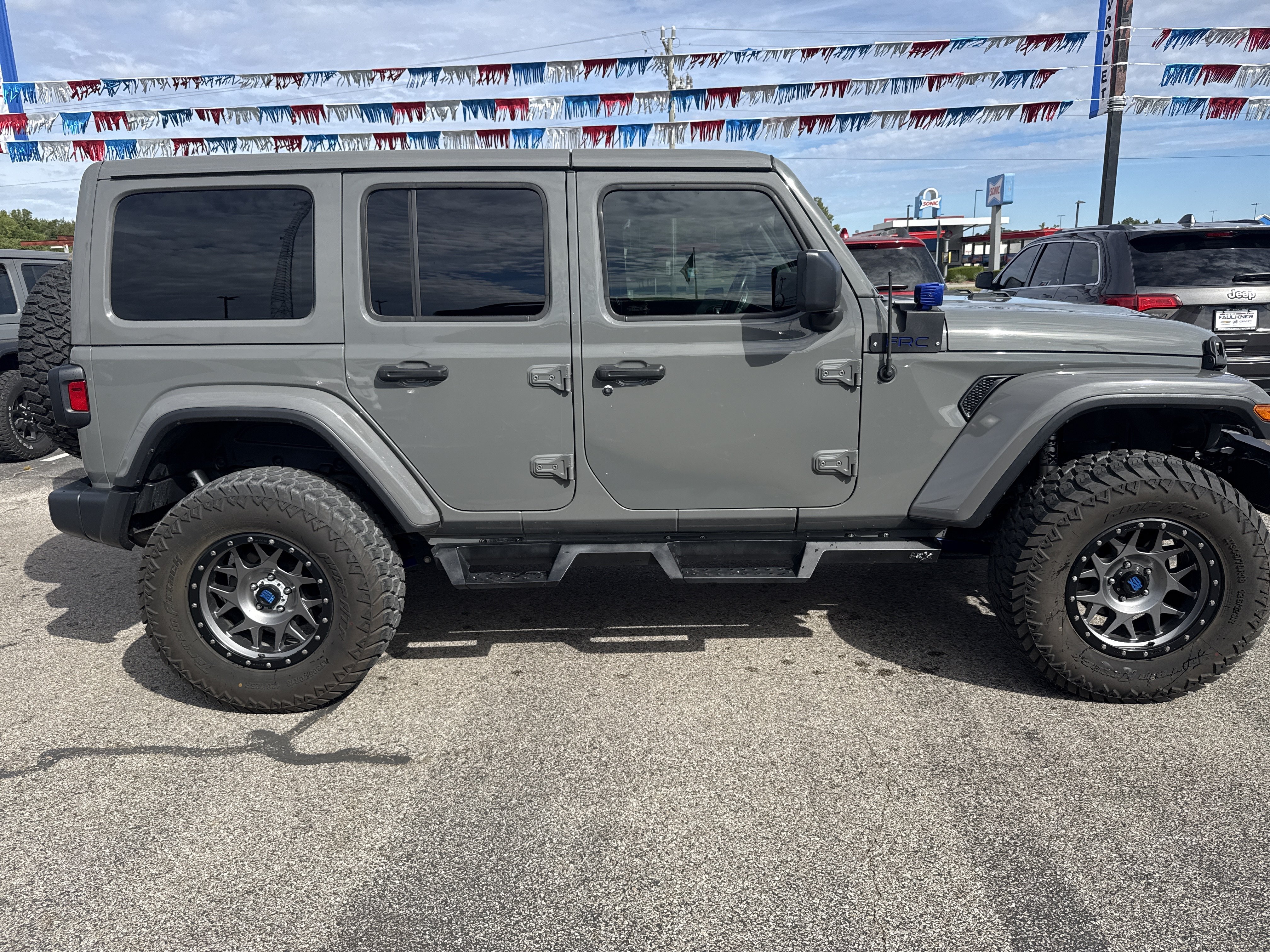 Used 2018 Jeep Wrangler Unlimited Sahara 4x4 SUV