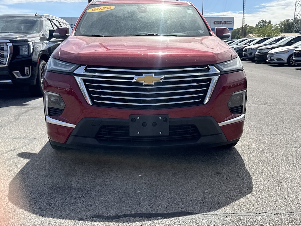 Used 2022 Chevrolet Traverse Premier SUV