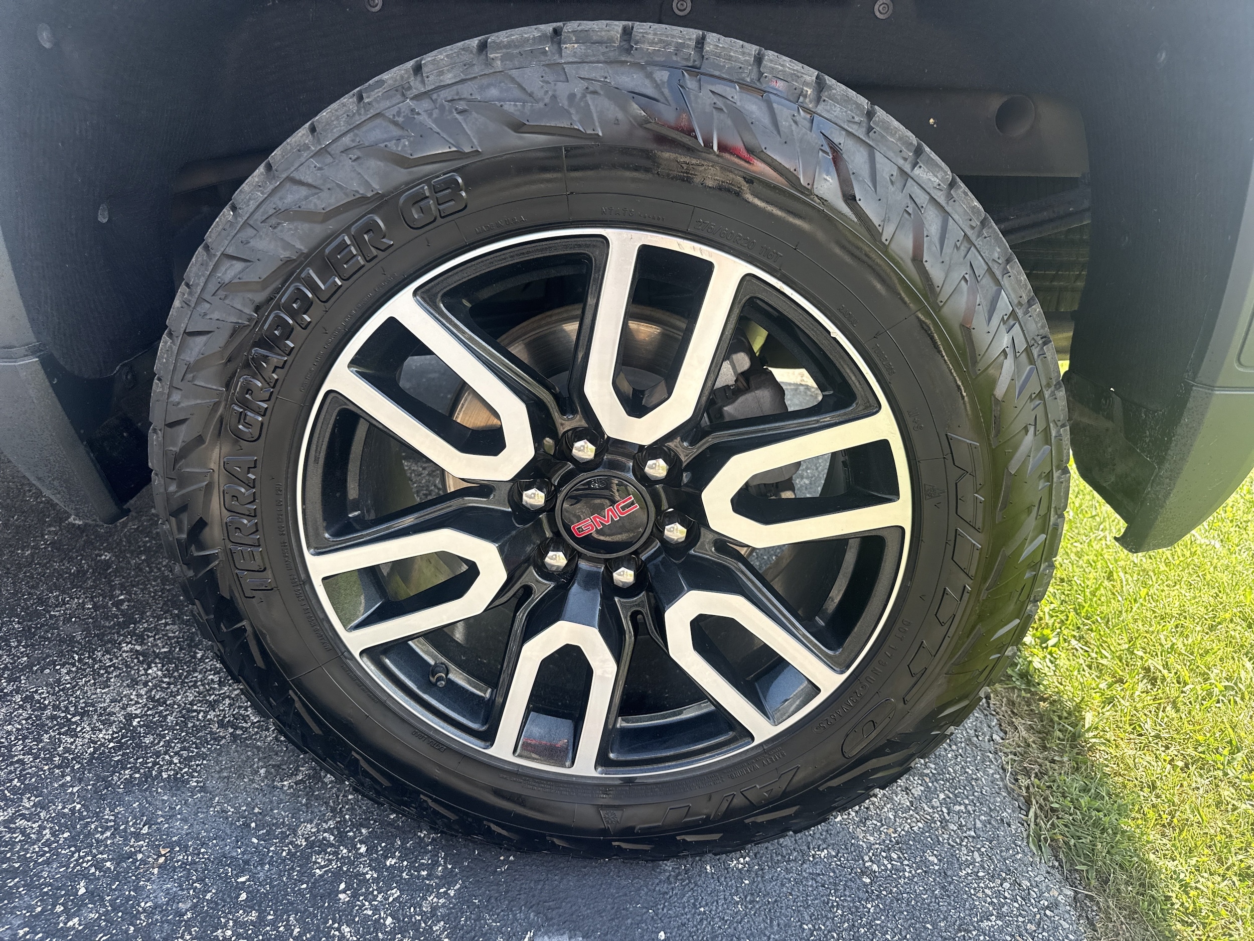 2025 GMC Sierra 1500 AT4 - Photo 12