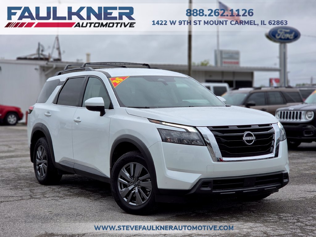 2025 Nissan Pathfinder SV