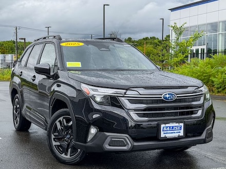 2025 Subaru Forester Limited Hybrid SUV