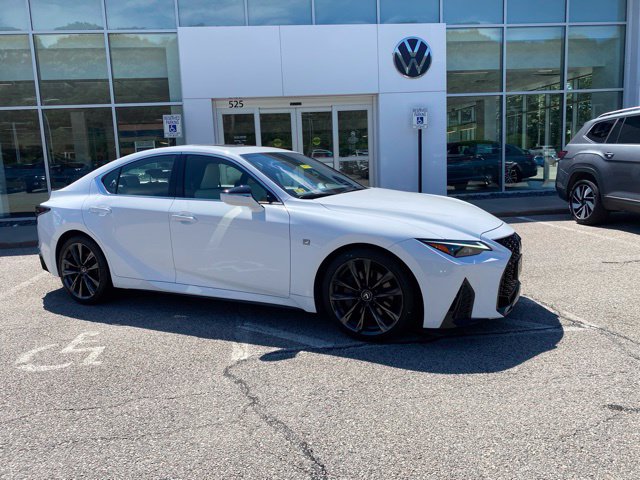 2021 Lexus IS