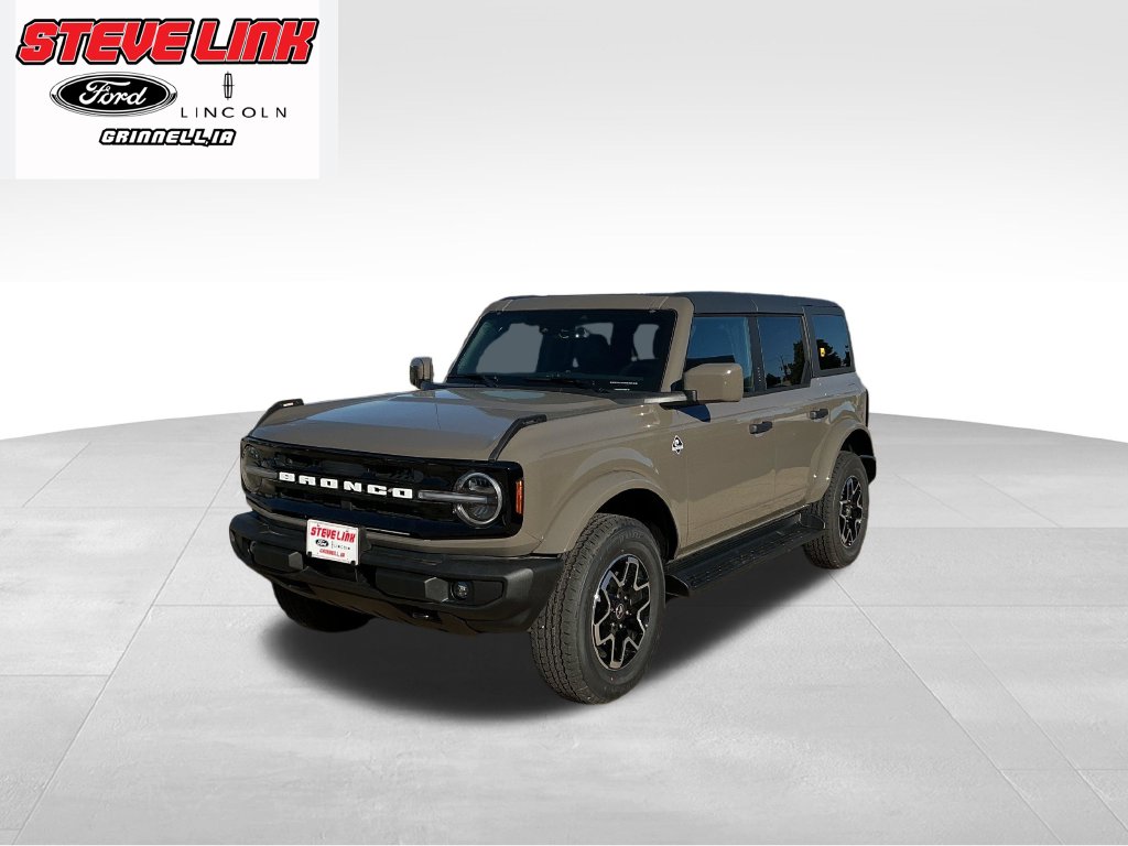 2026 Ford Bronco Outer Banks SUV