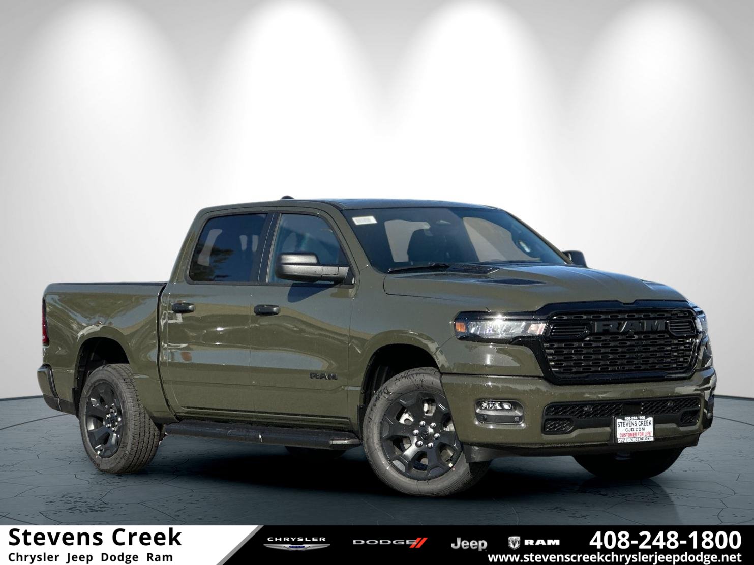 2027 Ram 1500 EXPRESS CREW CAB 4X4 5'7 BOX Pickup
