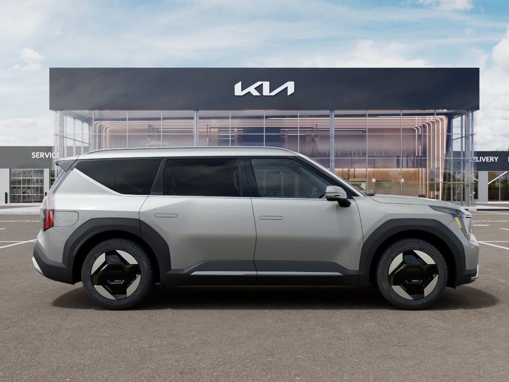 New 2026 Kia EV9 Wind SUV