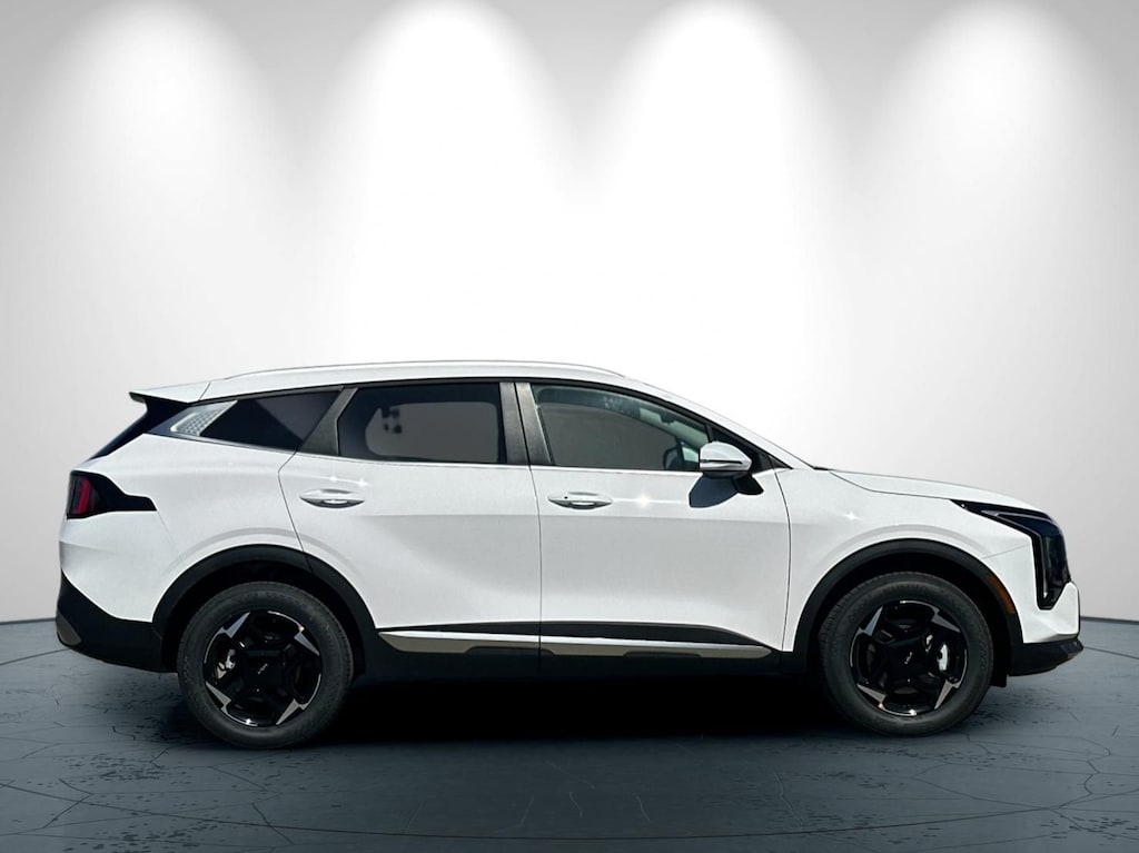 New 2026 Kia Sportage EX SUV