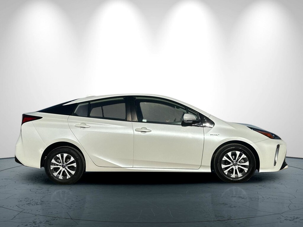 Used 2019 Toyota Prius XLE AWD-e Hatchback