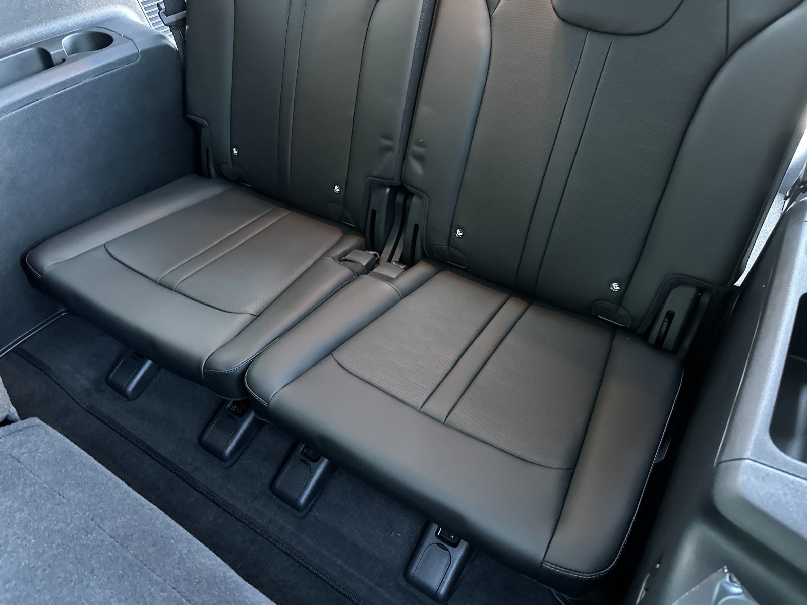 2026 Kia Sorento S - Photo 14