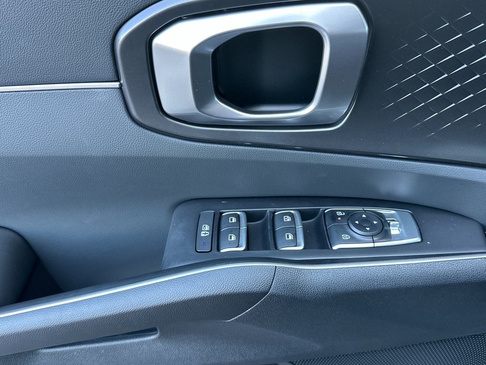2026 Kia Sorento S - Photo 10