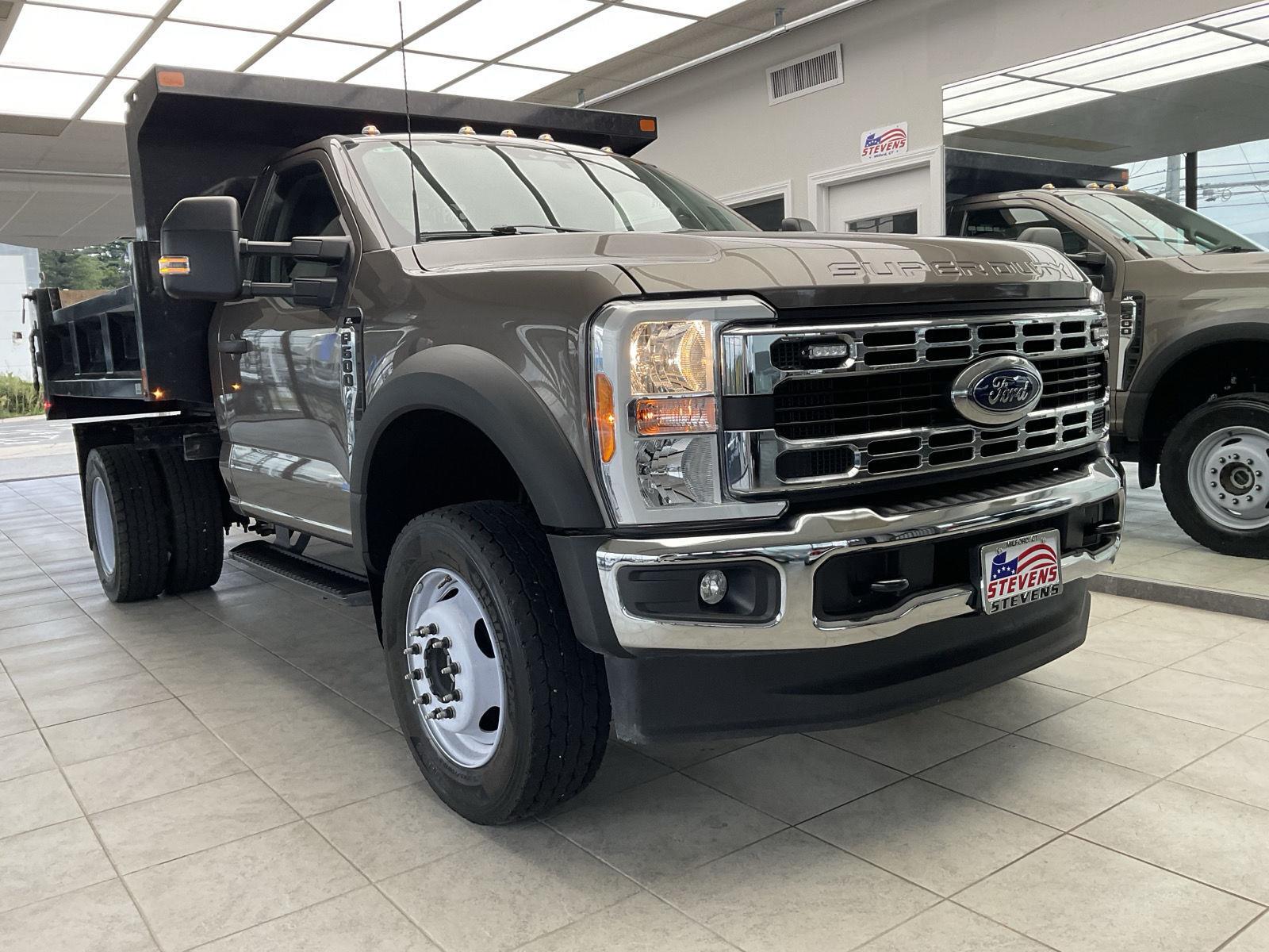 2023 Ford F-600 Super Duty Chassis Cab