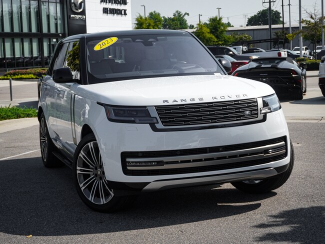 2023 Land Rover Range Rover SE SUV
