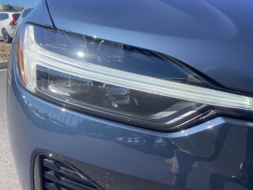 New 2026 Volvo XC60 B5 Core Sport Utility