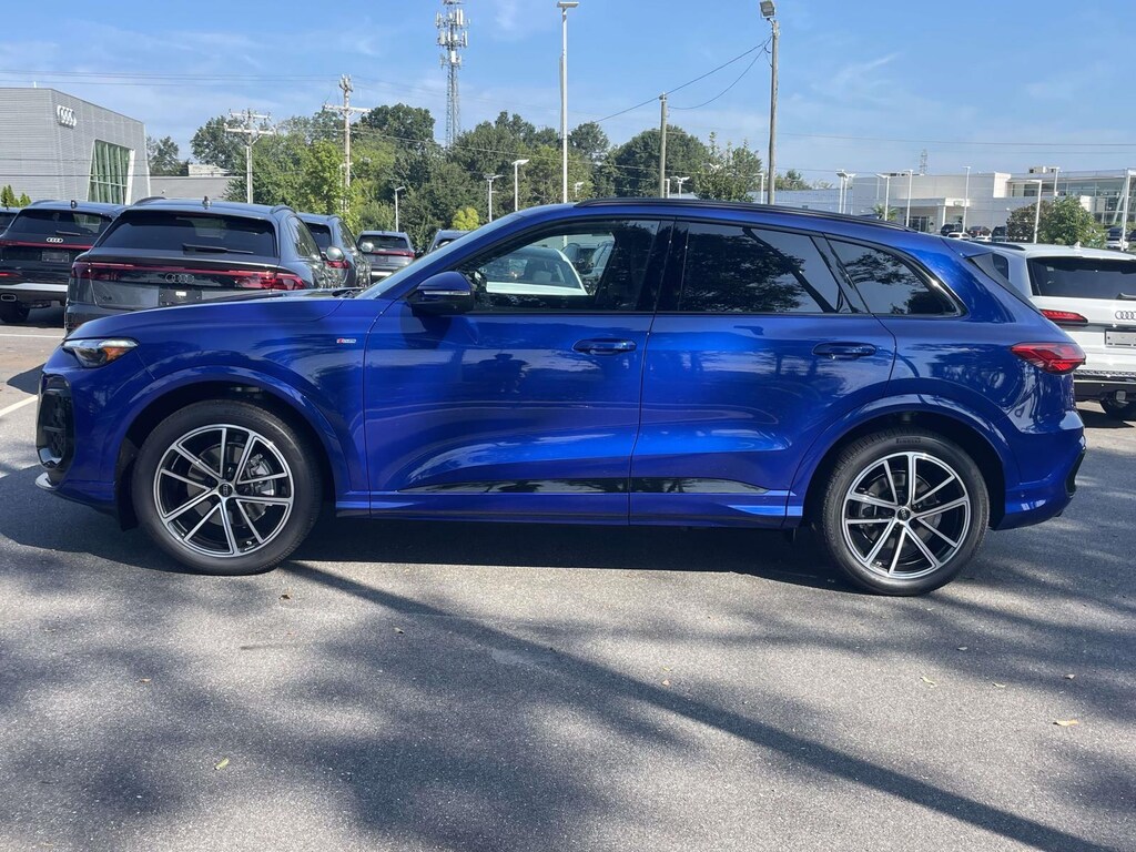 New 2026 Audi Q5 2.0T Prestige Sport Utility