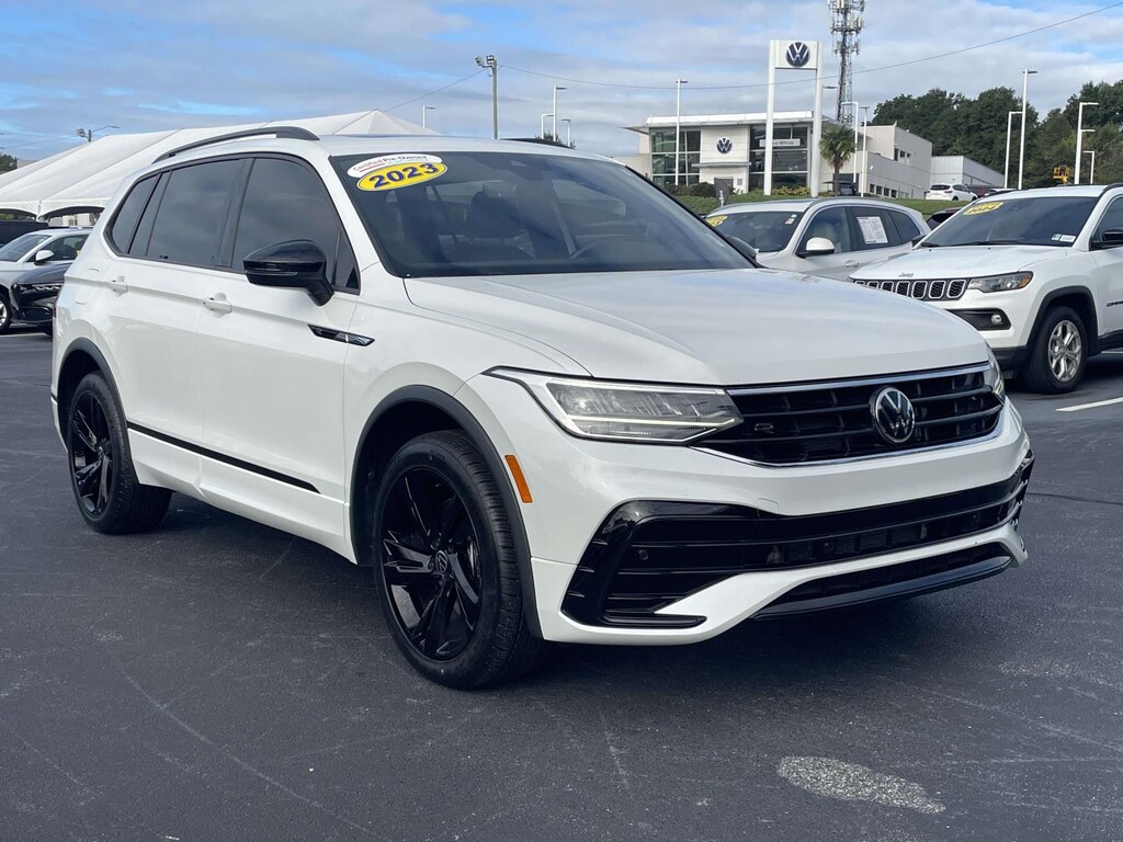 Certified 2023 Volkswagen Tiguan 2.0T SE R-Line Black FWD Sport Utility
