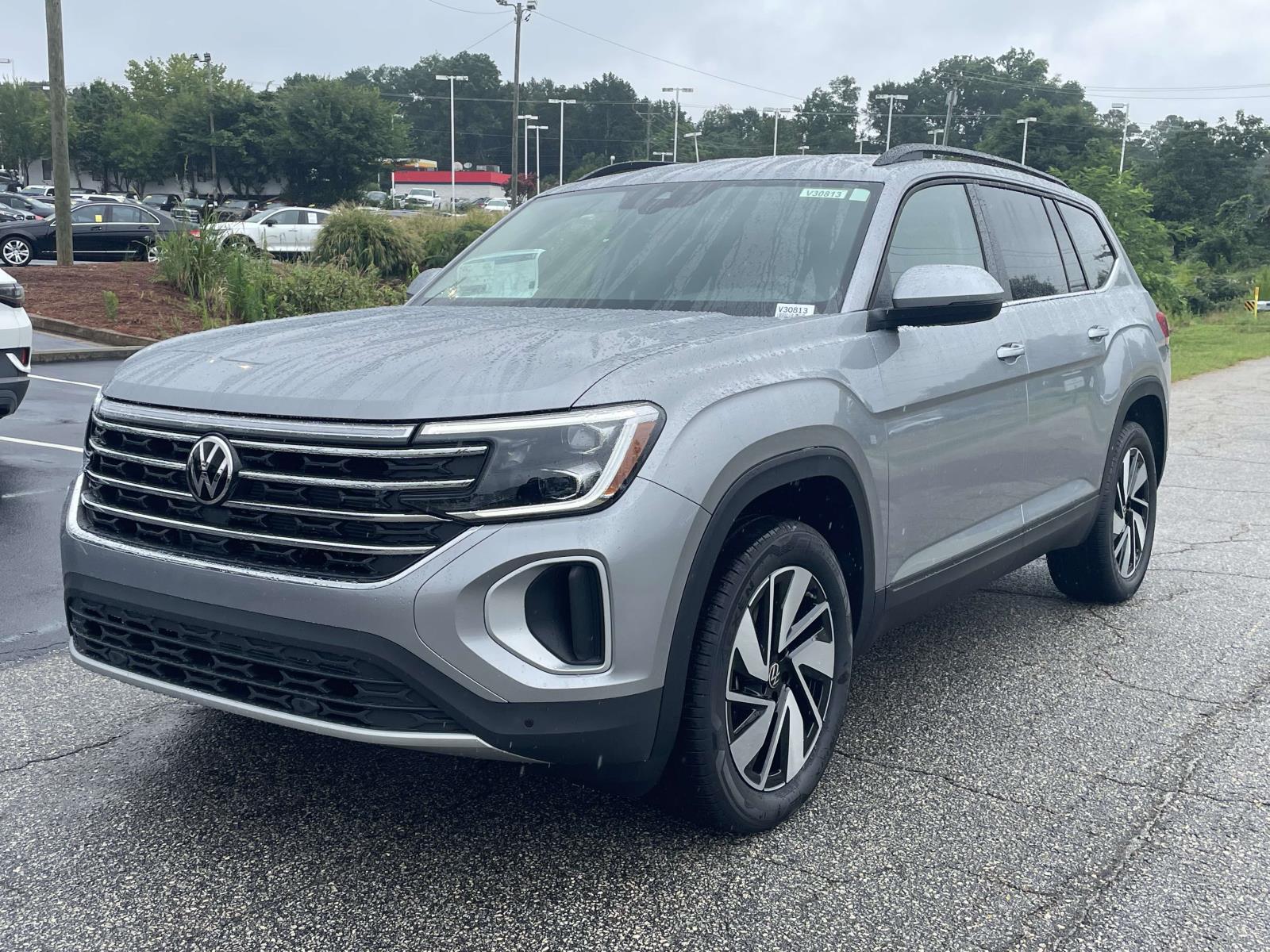 New 2026 Volkswagen Atlas 2.0T SE w/Technology Sport Utility