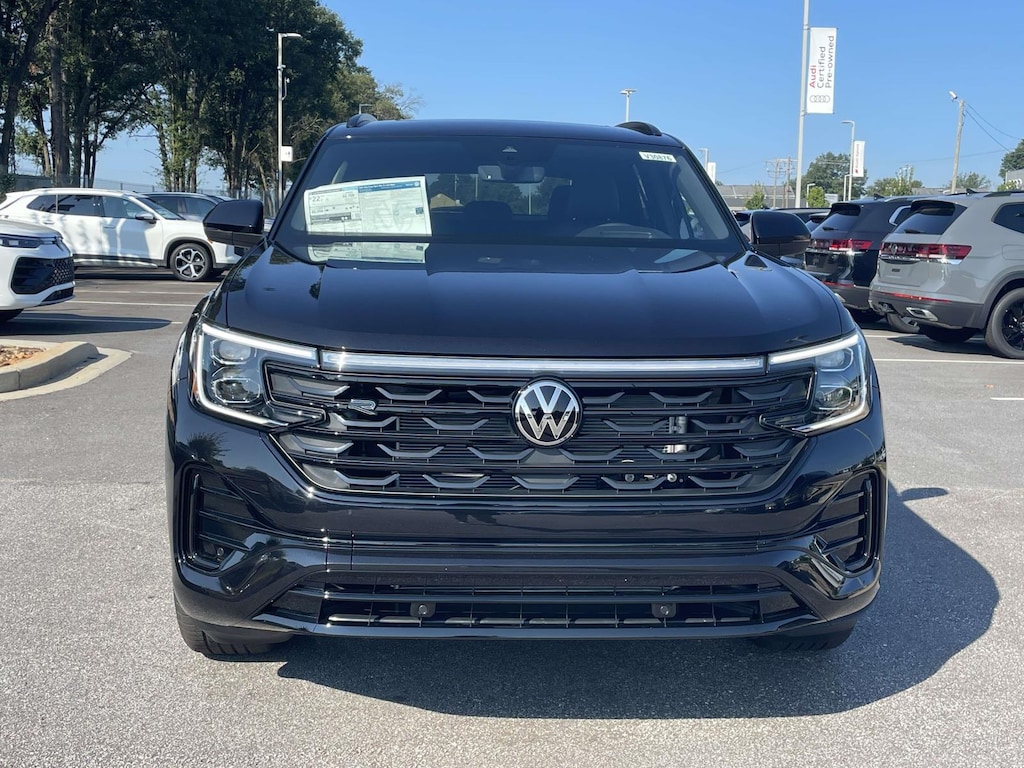 New 2026 Volkswagen Atlas Cross Sport 2.0T SEL R-Line Black Sport Utility