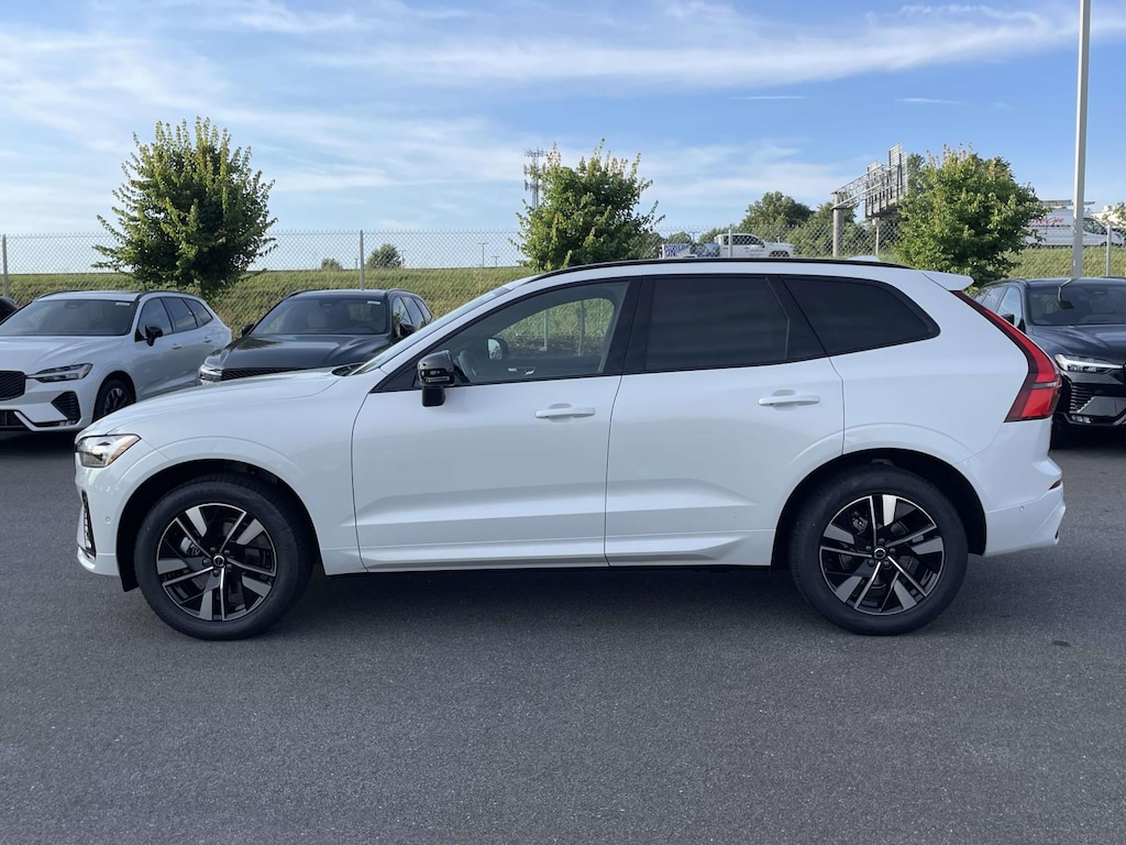New 2026 Volvo XC60 B5 AWD Plus Sport Utility