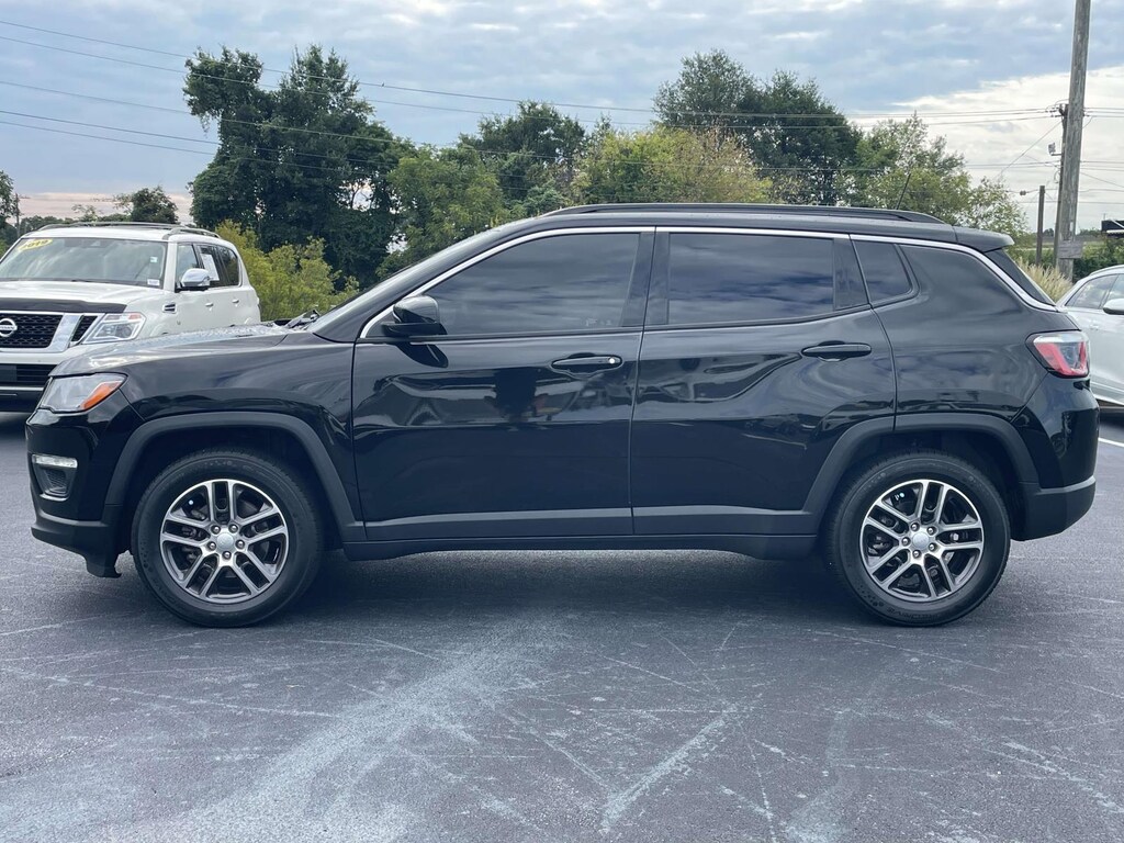 Used 2020 Jeep Compass Latitude w/Sun/Wheel Pkg FWD *Ltd Avail* Sport Utility