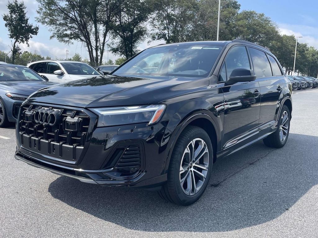 New 2026 Audi Q7 45 Premium Sport Utility