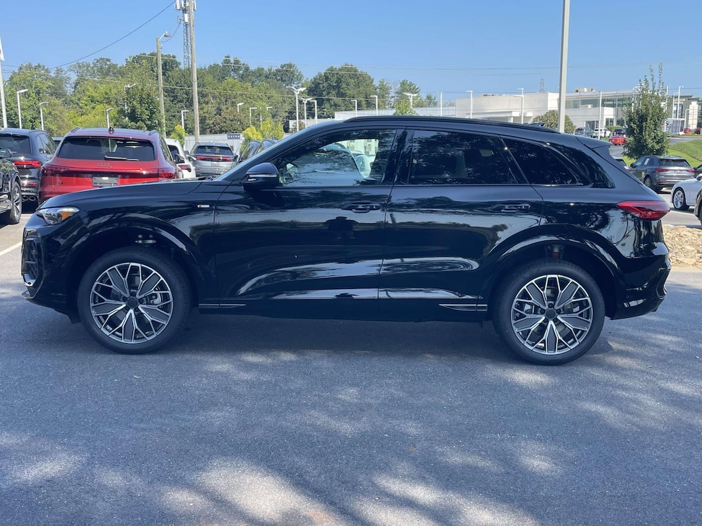 New 2026 Audi Q5 2.0T Premium Plus Sport Utility