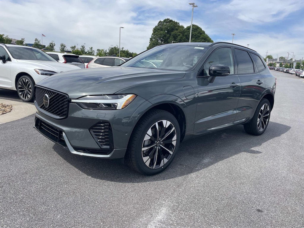 New 2026 Volvo XC60 Plug-In Hybrid T8 Plus Sport Utility