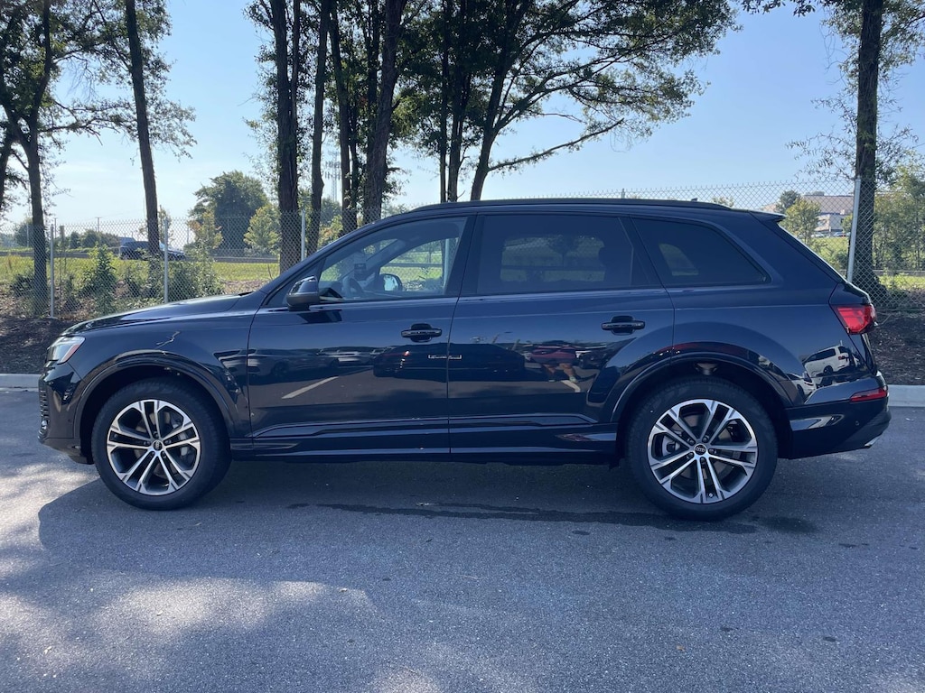 New 2026 Audi Q7 45 Premium Sport Utility