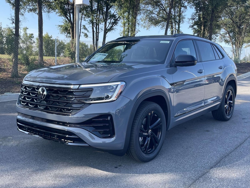 New 2026 Volkswagen Atlas Cross Sport 2.0T SEL R-Line Black Sport Utility