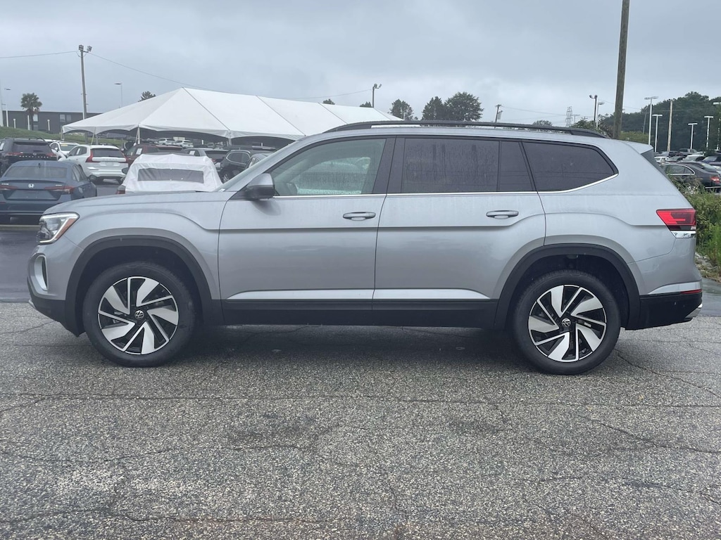 New 2026 Volkswagen Atlas 2.0T SE w/Technology Sport Utility