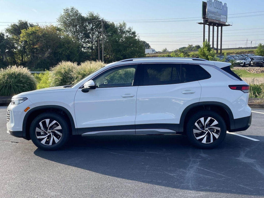 New 2026 Volkswagen Tiguan S FWD Sport Utility