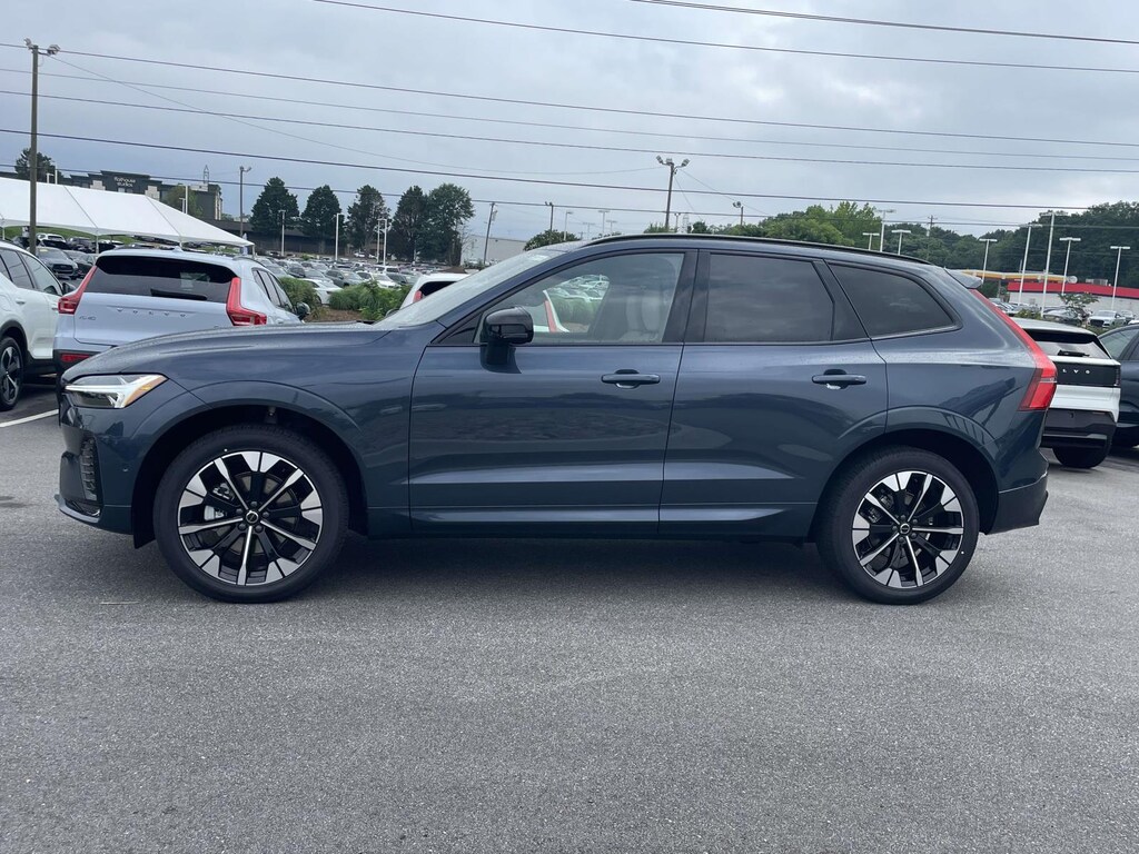 New 2026 Volvo XC60 B5 Plus Sport Utility