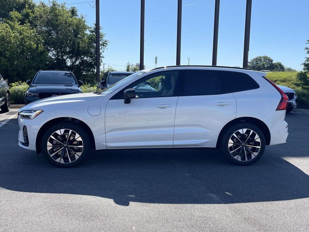 New 2026 Volvo XC60 Plug-In Hybrid T8 Plus Sport Utility