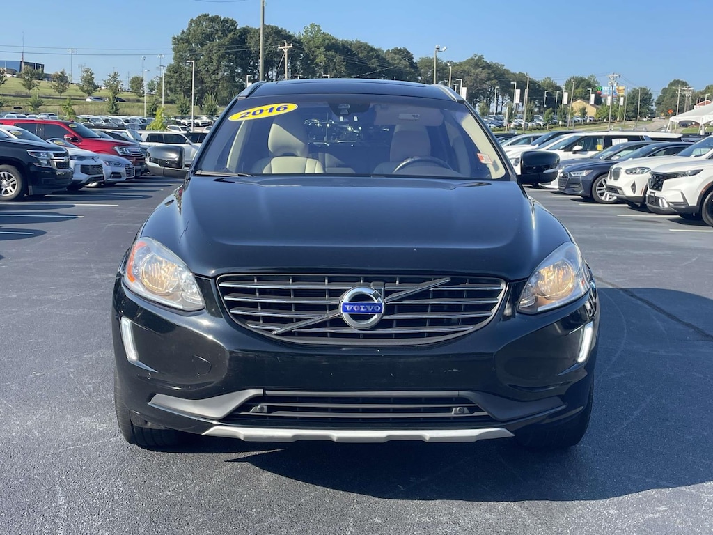 Used 2016 Volvo XC60 AWD T5 Premier Sport Utility
