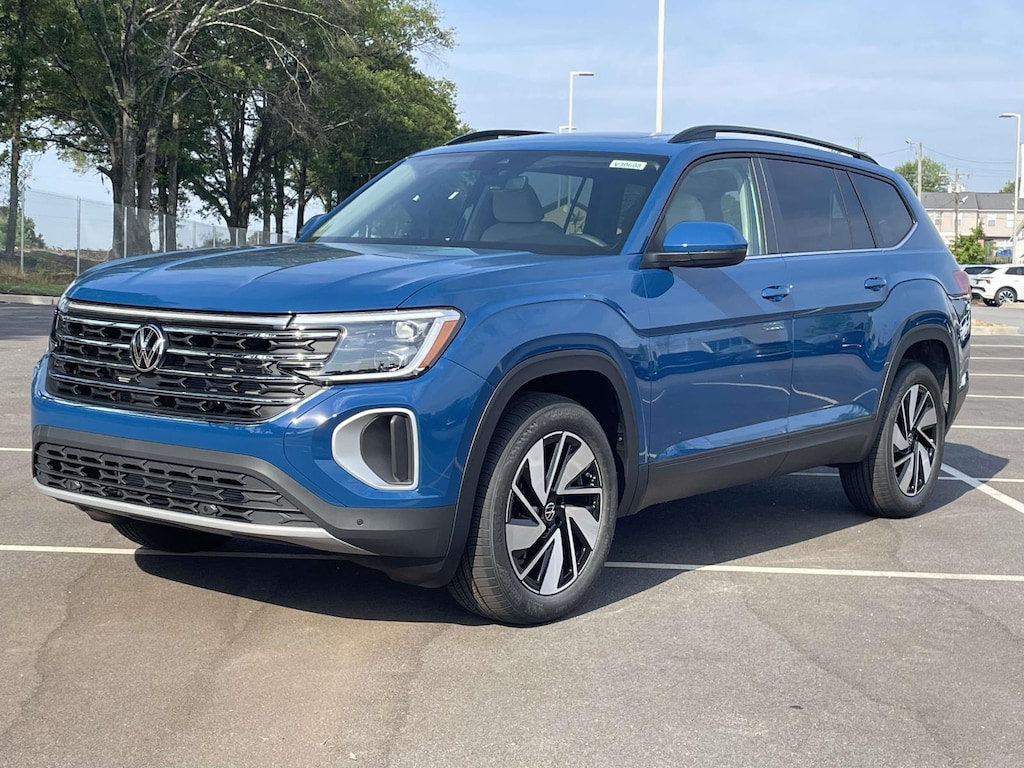New 2026 Volkswagen Atlas 2.0T SE w/Technology Sport Utility