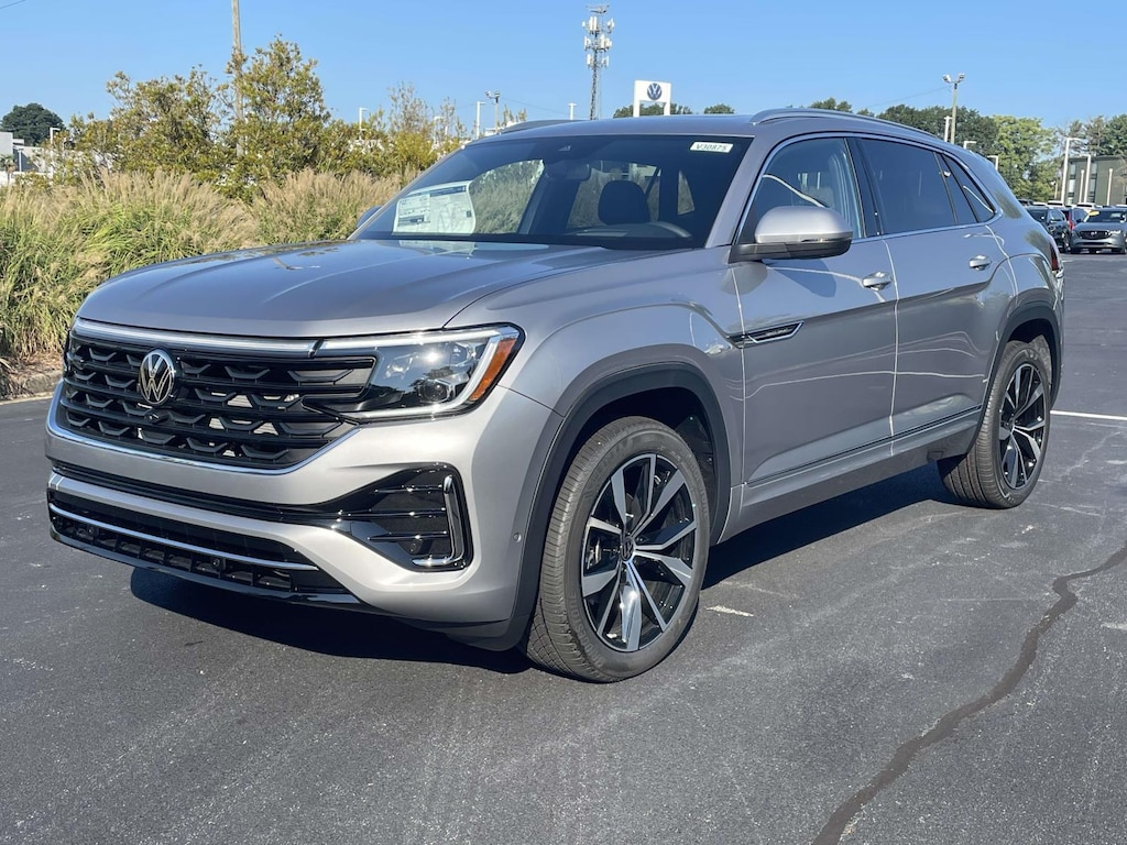 New 2026 Volkswagen Atlas Cross Sport 2.0T SEL Premium R-Line Sport Utility