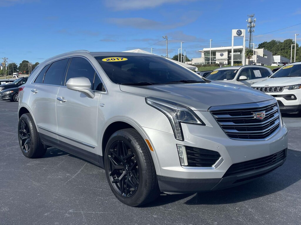 Used 2017 Cadillac XT5 FWD Luxury Sport Utility