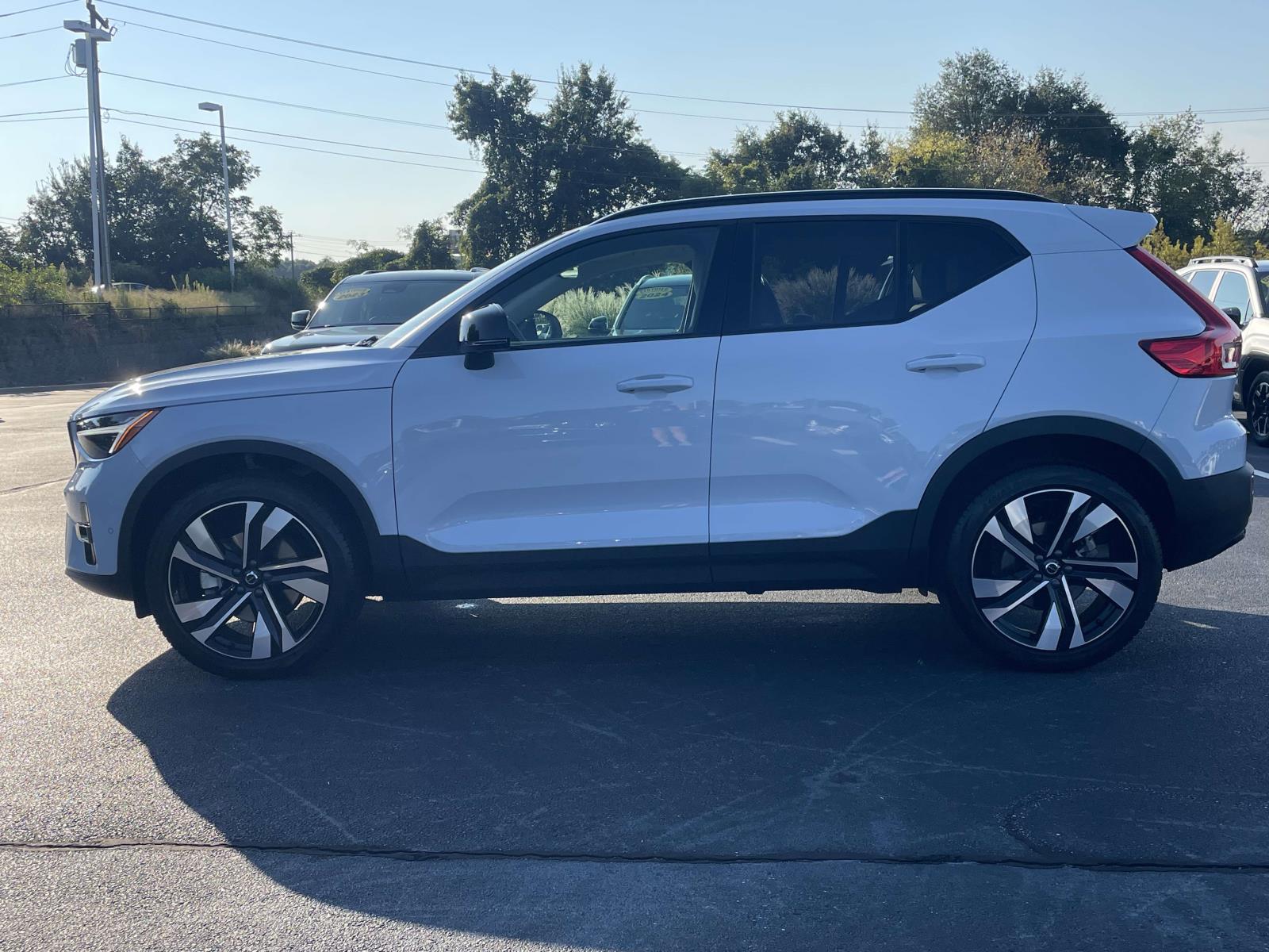 Used 2026 Volvo XC40 B5 AWD Ultra Sport Utility