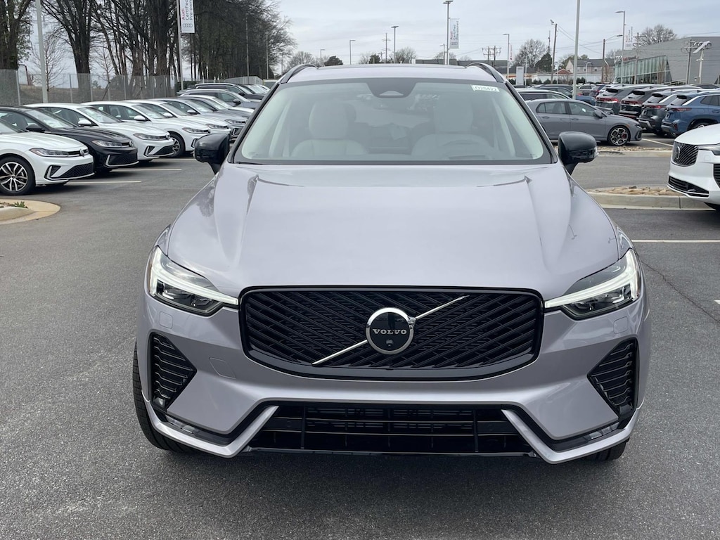 New 2026 Volvo XC60 B5 AWD Ultra Sport Utility
