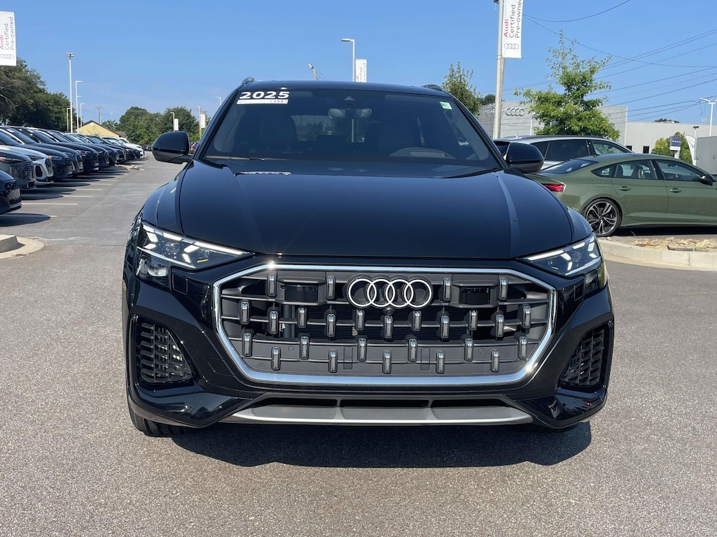 Used 2025 Audi Q8 Prestige 55 TFSI quattro Sport Utility