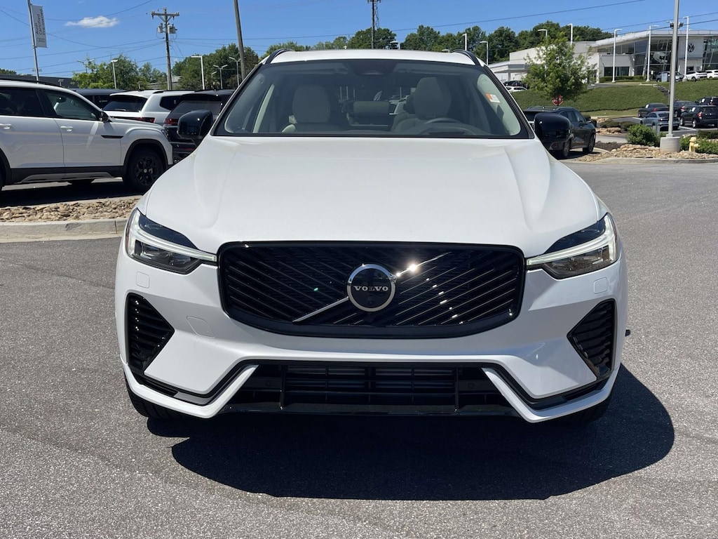 New 2026 Volvo XC60 Plug-In Hybrid T8 Ultra Sport Utility