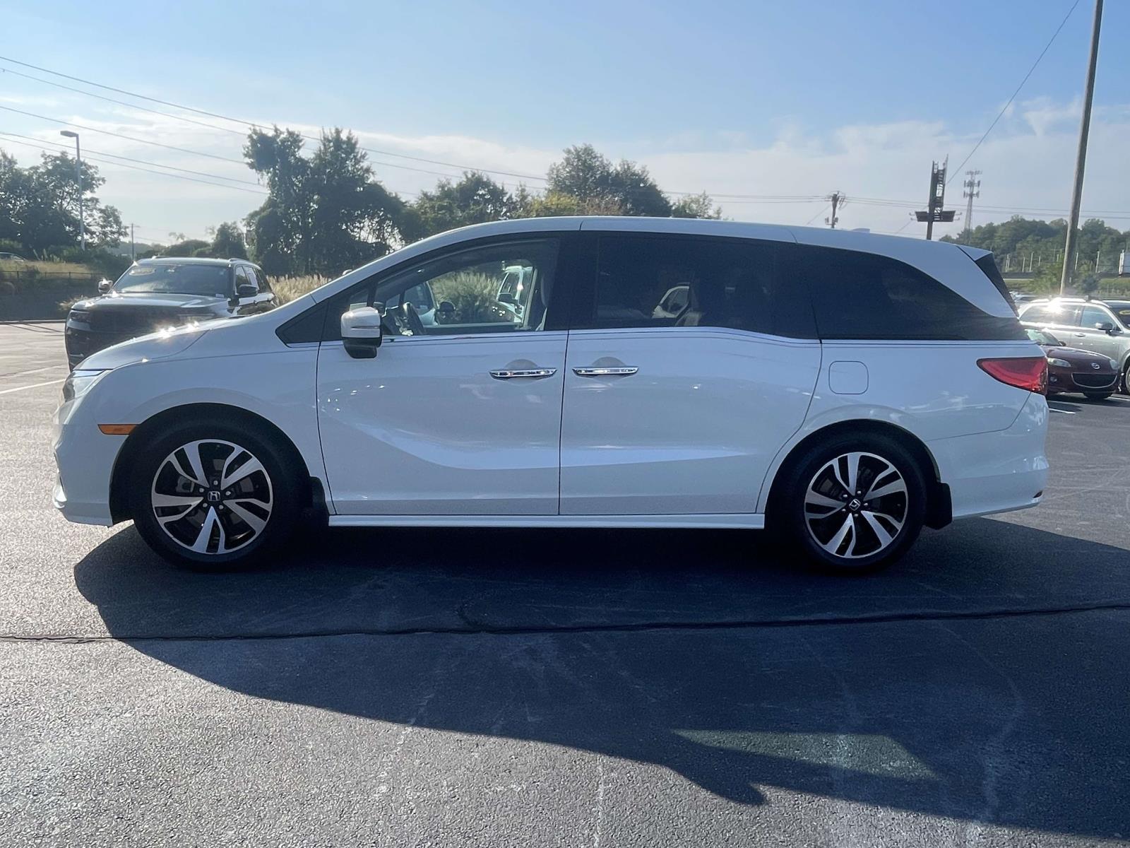 Used 2019 Honda Odyssey Elite Auto Mini-van, Passenger