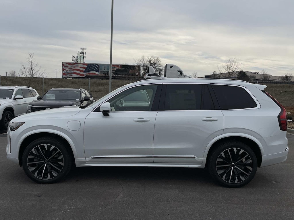 New 2026 Volvo XC90 Plug-In Hybrid T8 AWD Core 7-Seater Sport Utility