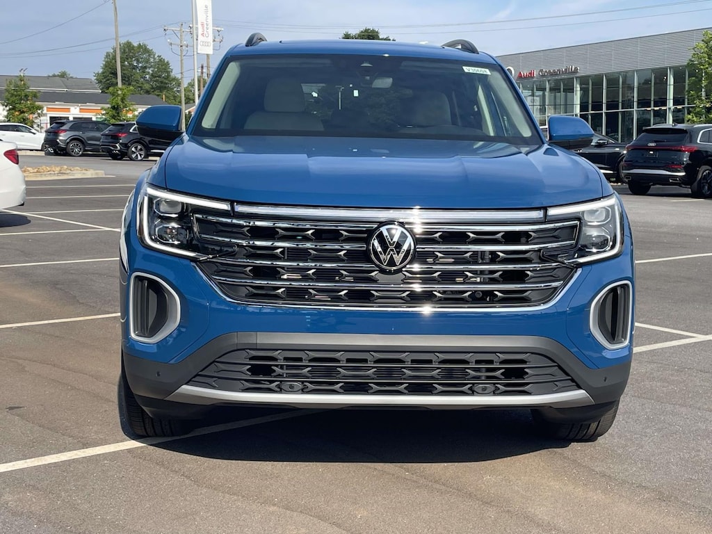 New 2026 Volkswagen Atlas 2.0T SE w/Technology Sport Utility